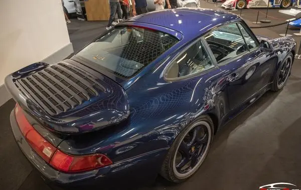 Porsche 911 (993)-1