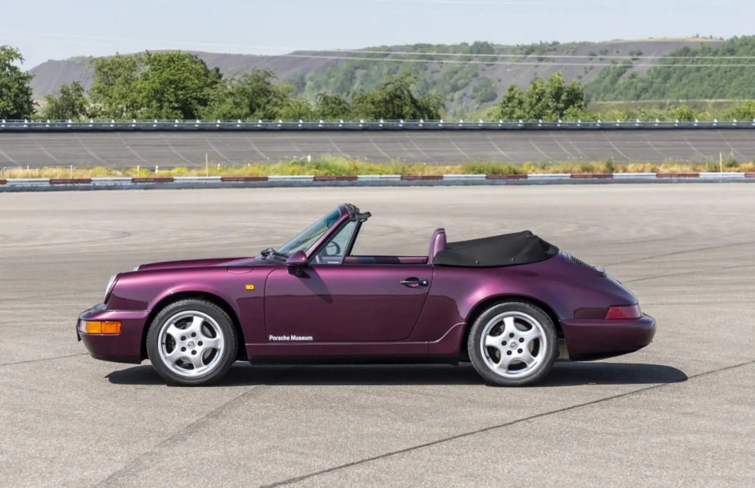 Porsche 911 Cabriolet (964)-7