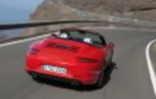 Porsche 911 Cabriolet (991)-5