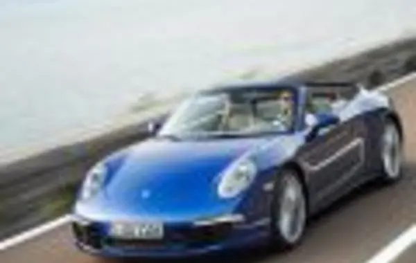 Porsche 911 Cabriolet (991)-2