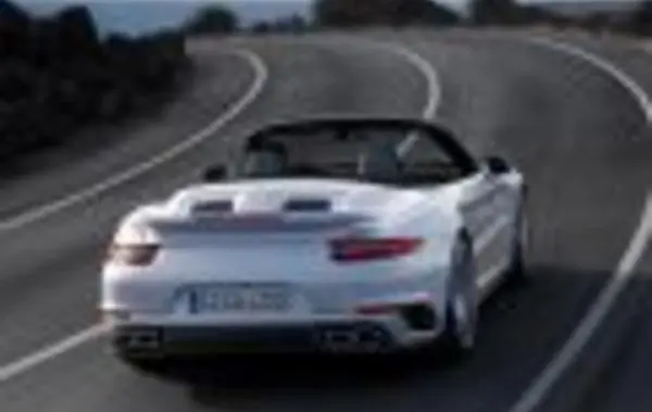 Porsche 911 Cabriolet (991 II)-7