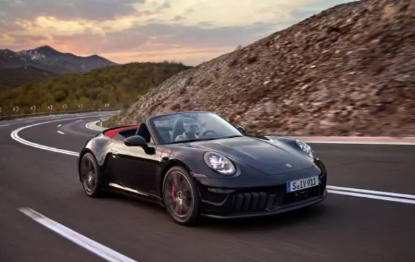 Porsche 911 Cabriolet (992, facelift 2024)