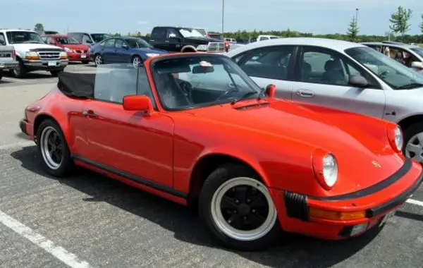 Porsche 911 Cabriolet (G)-0