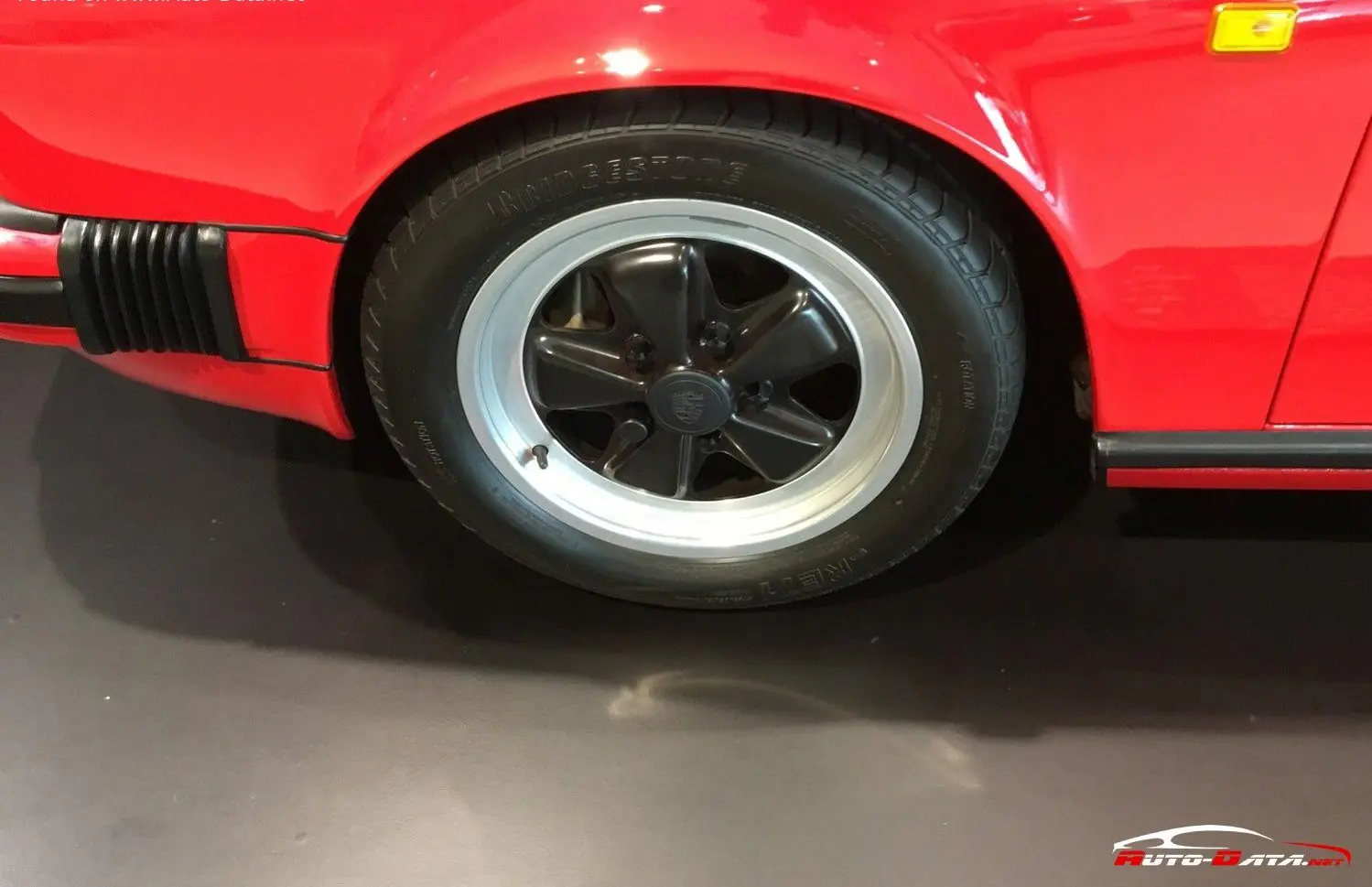 Porsche 911 Speedster-12