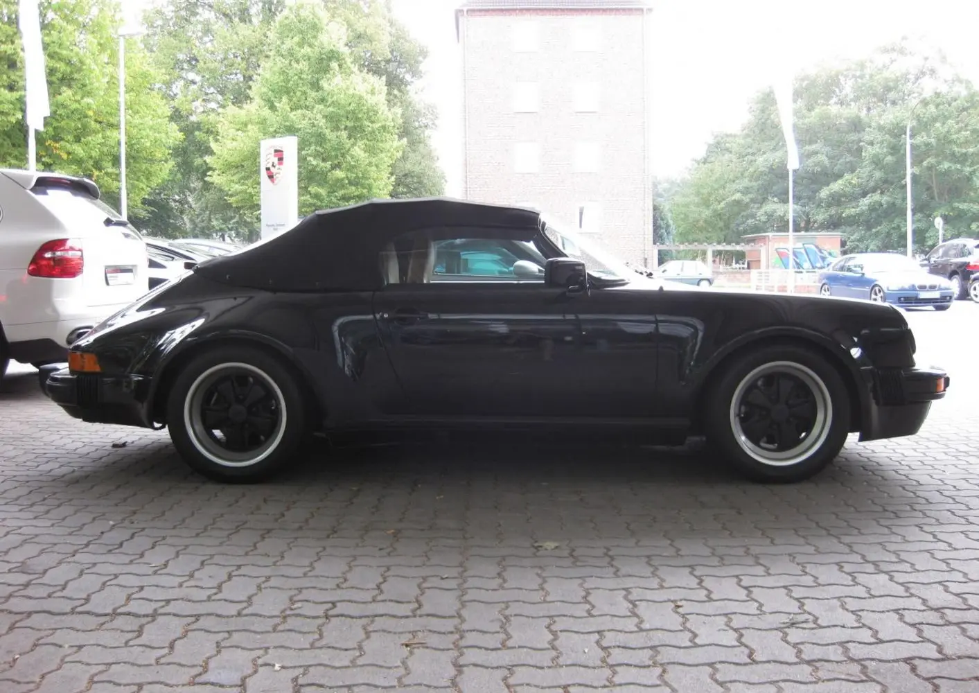 Porsche 911 Speedster-2
