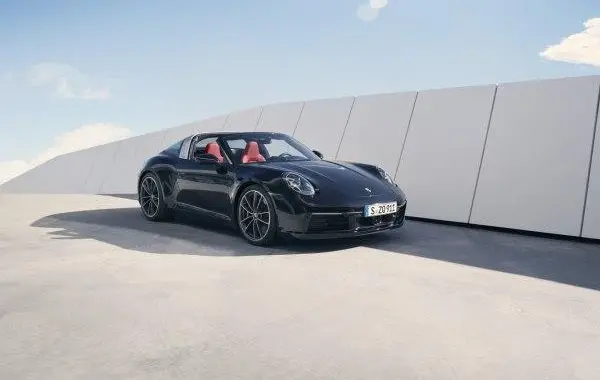 Porsche 911 Targa (992)