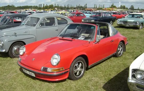Porsche 911 Targa (F)-0