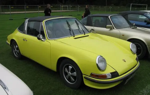 Porsche 911 Targa (F)-2