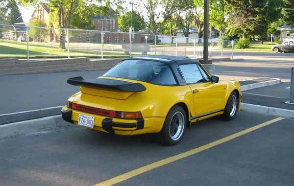 Porsche 911 Targa (G)-7