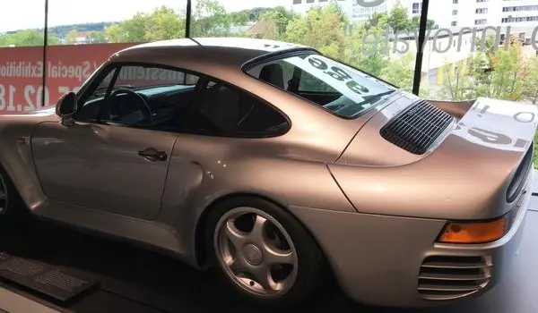 Porsche 959-16