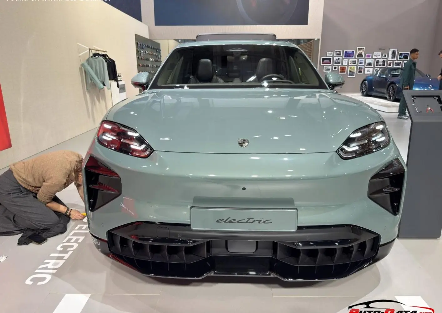 Porsche Cayenne IV Electric-3