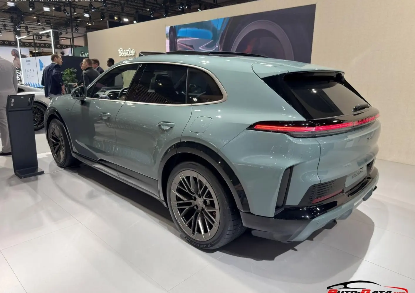 Porsche Cayenne IV Electric-1