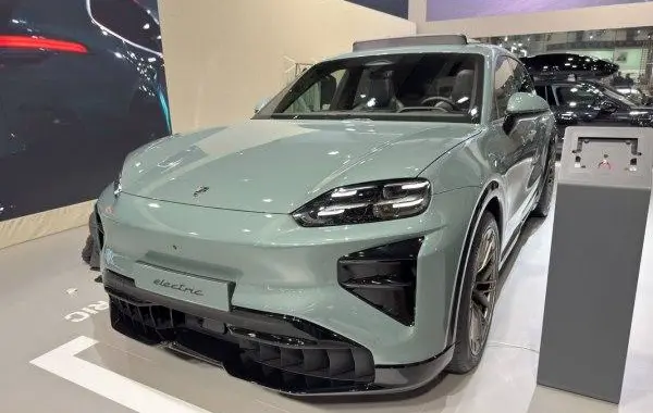Porsche Cayenne IV Electric