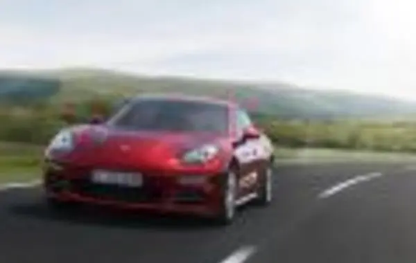 Porsche Panamera (G1 II)-0