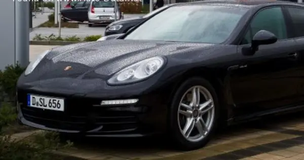 Porsche Panamera (G1 II)-3