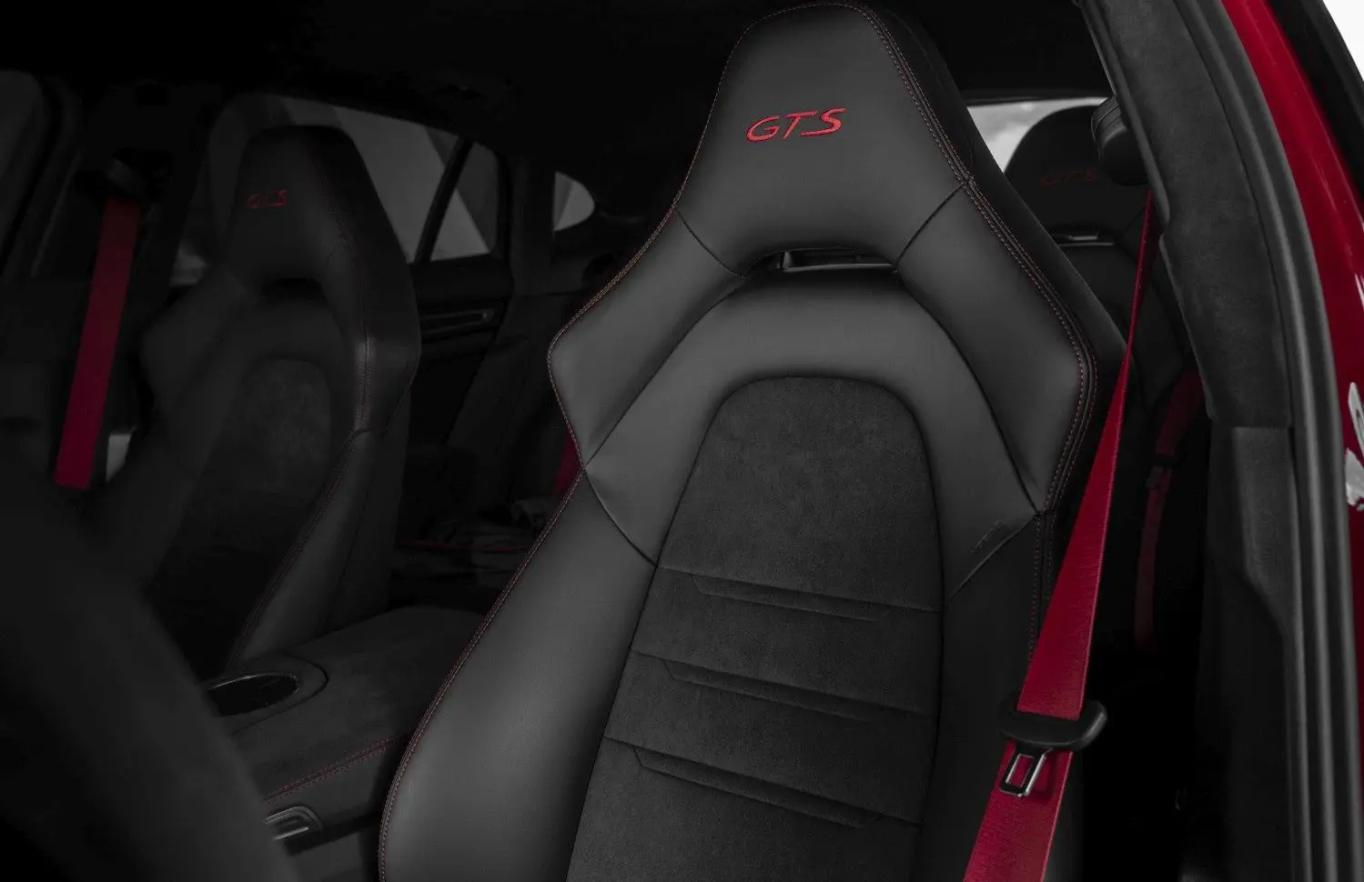 Porsche Panamera (G2 II)-4