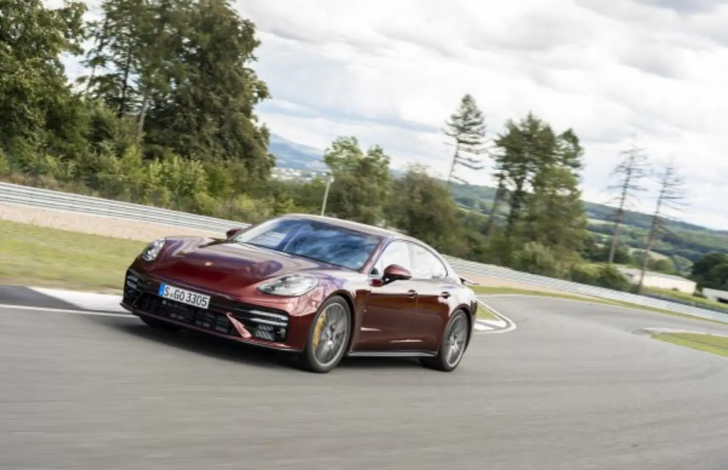 Porsche Panamera (G2 II)-7