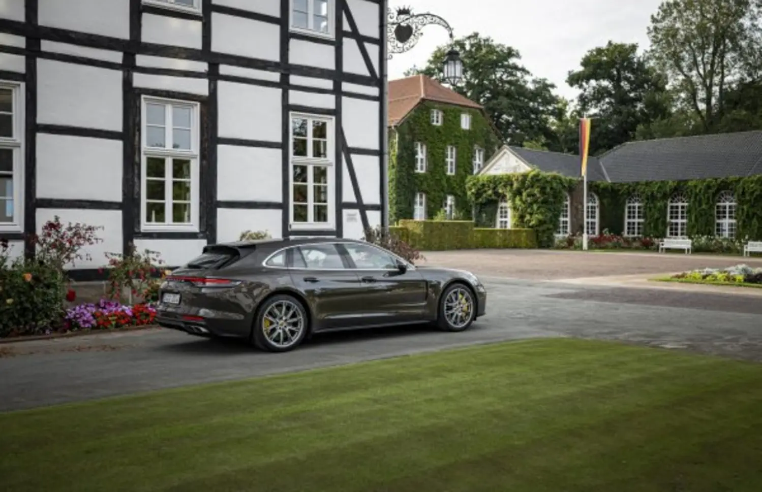 Porsche Panamera (G2 II) Sport Turismo-2