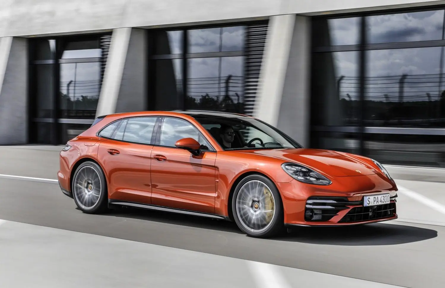 Porsche Panamera (G2 II) Sport Turismo-6