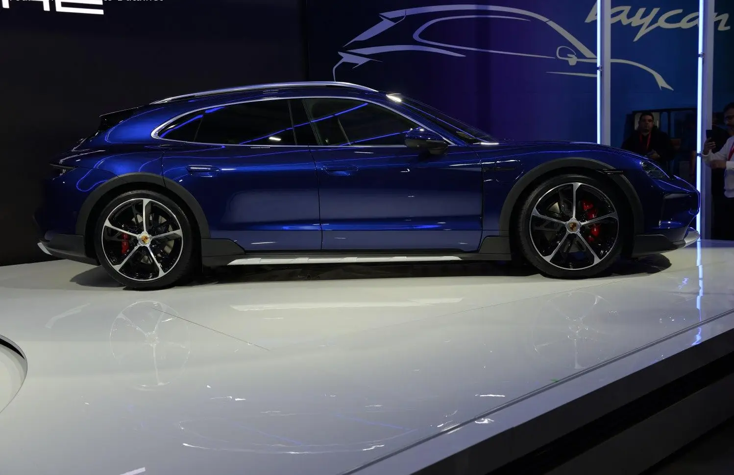 Porsche Taycan Cross Turismo (Y1A, facelift 2024)-4