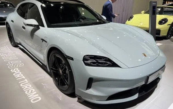 Porsche Taycan Sport Turismo (Y1A, facelift 2024)
