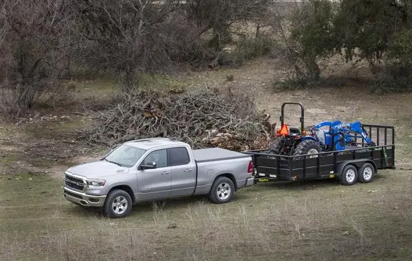 RAM 1500 Quad Cab Long (DT)