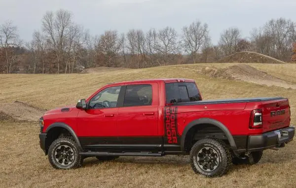 RAM 2500/3500 Crew Cab II (DT)-4