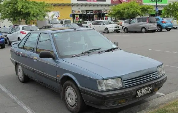 Renault 21 (B48)