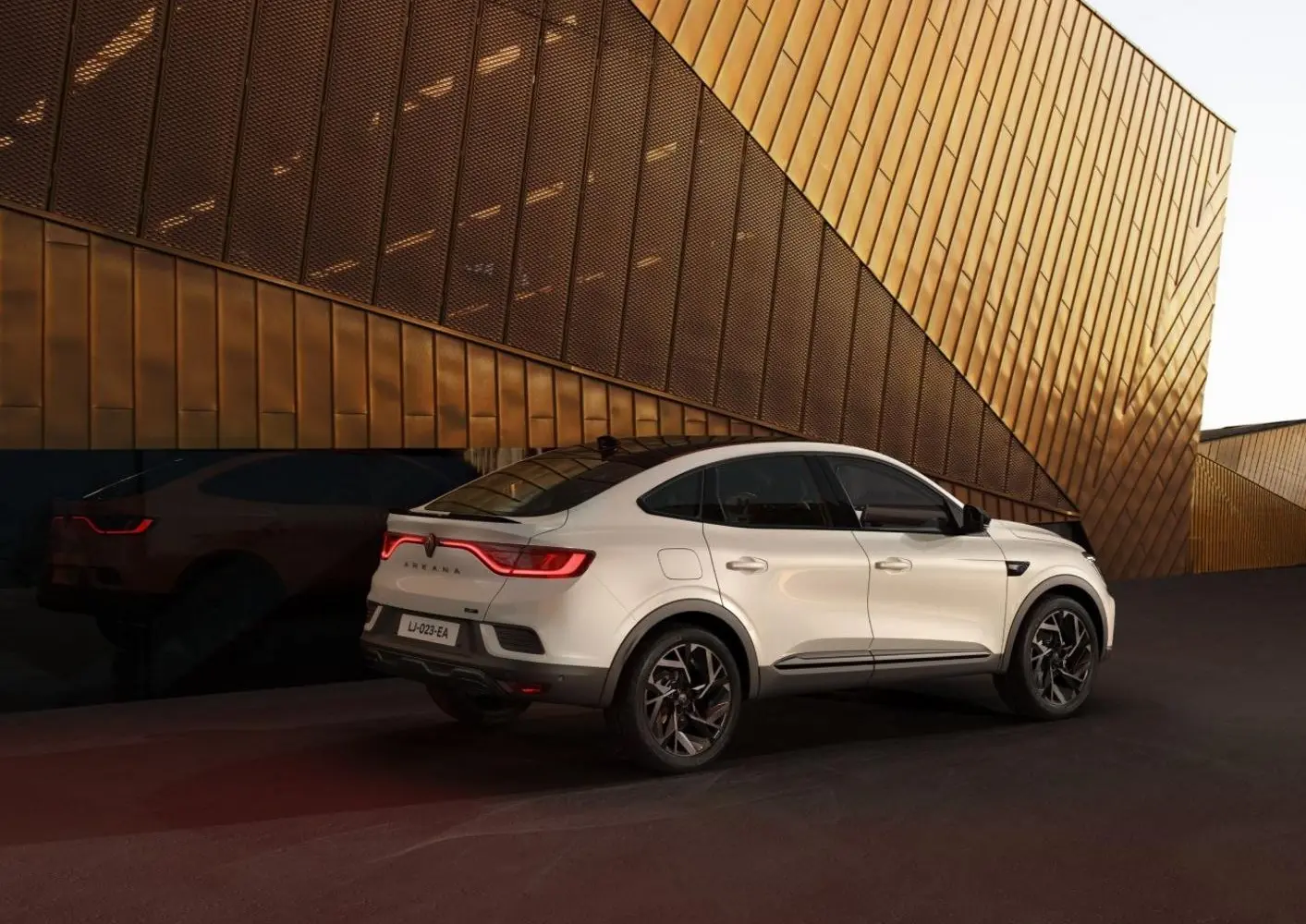 Renault Arkana (facelift 2023)-2