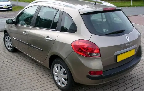 Renault Clio III Grandtour (Phase I)-0