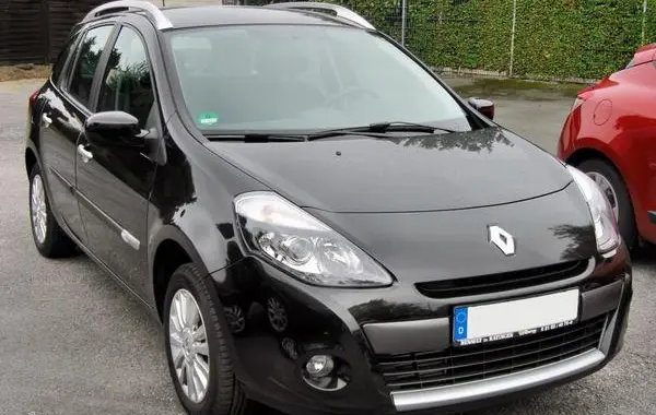 Renault Clio III Grandtour (Phase II, 2009)-1