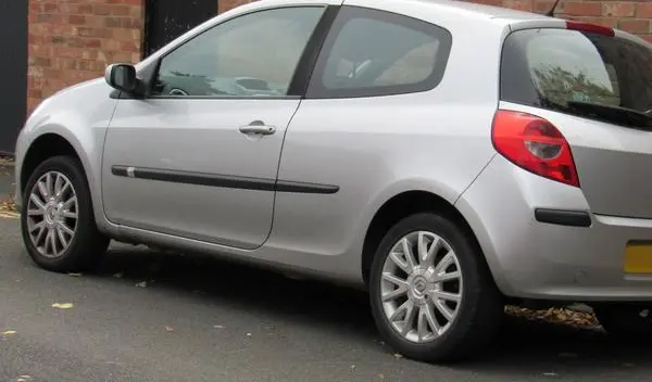 Renault Clio III (Phase I) 3-door-0