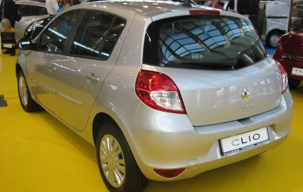 Renault Clio III (Phase II, 2009) 5-door-2