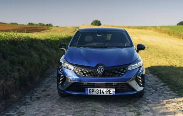Renault Clio V (Phase II, 2023)-3