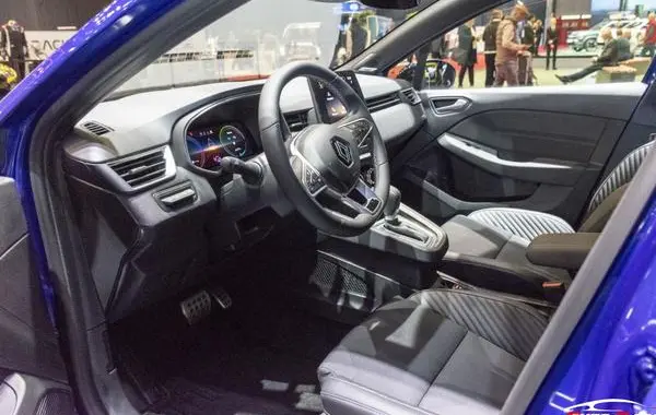 Renault Clio V (Phase II, 2023)-7