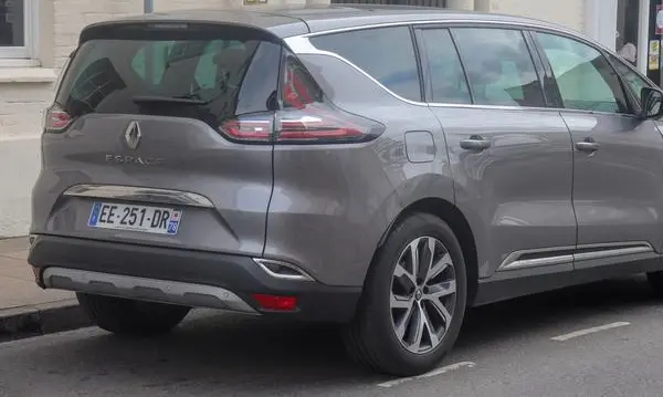 Renault Espace V-1