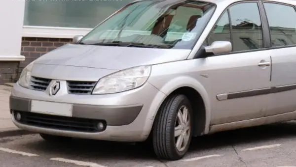Renault Grand Scenic II (Phase I)