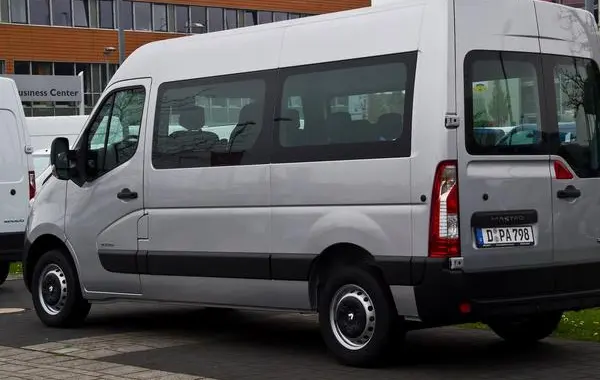 Renault Master III (Phase II, 2014) Combi-0