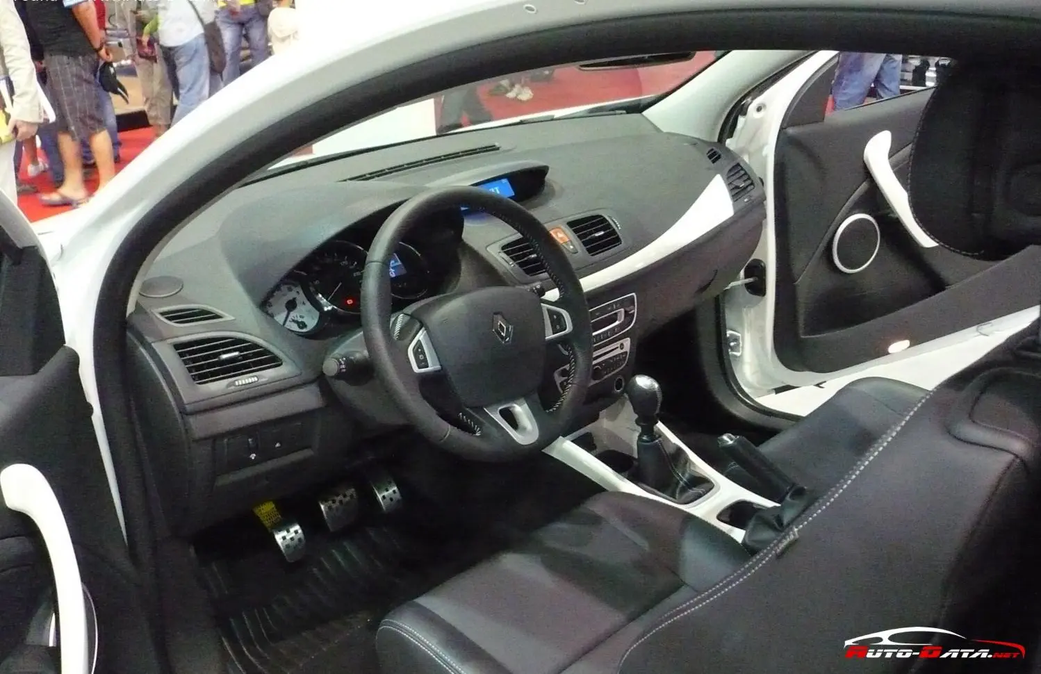 Renault Megane Coupe Monaco GP-20