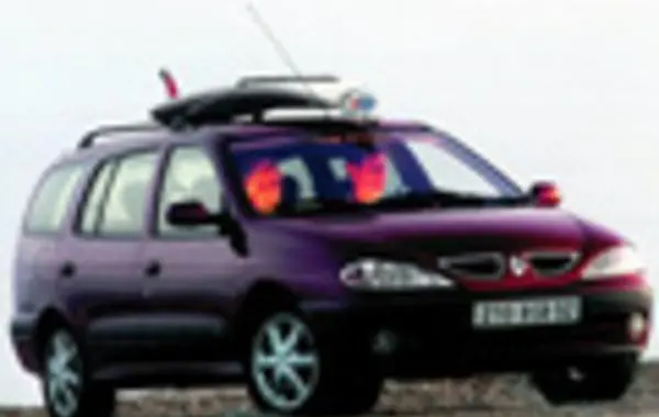 Renault Megane I Grandtour (Phase II, 1999)-2