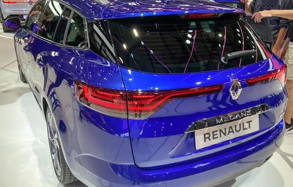 Renault Megane IV (Phase II, 2020) Grandtour-4