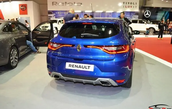 Renault Megane IV-6