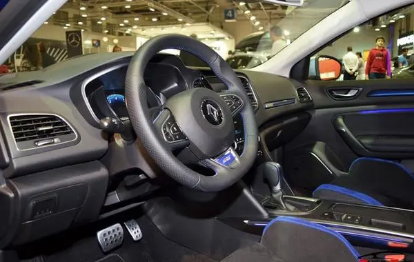 Renault Megane IV-7
