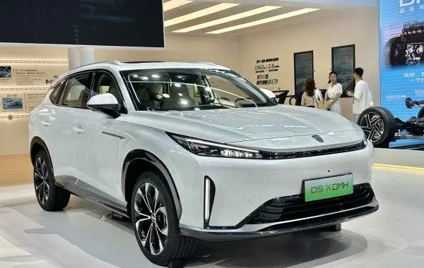 Roewe D5X