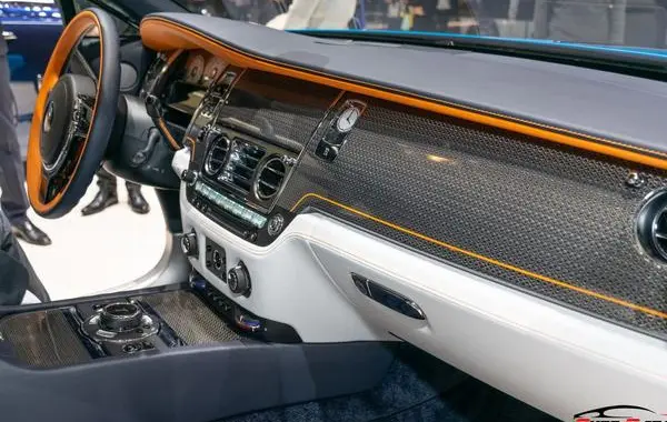 Rolls-Royce Wraith-8