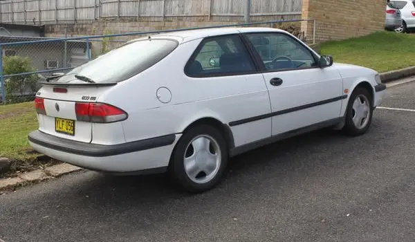 Saab 900 II Combi Coupe-6