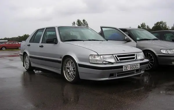 Saab 9000 Hatchback-6
