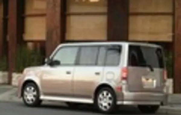 Scion xB I-0