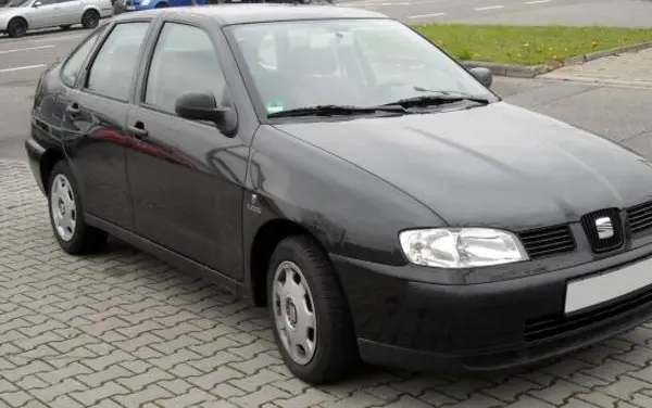 Seat Cordoba I (facelift 1999)