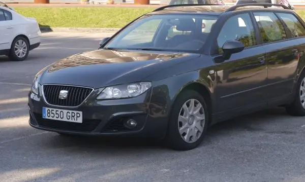 Seat Exeo ST-2